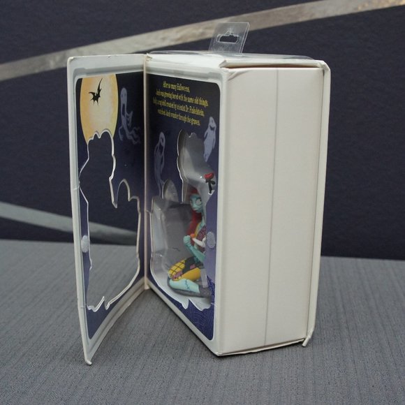 Hallmark The Nightmare Before Christmas Jack and Sally Tombstones Ornaments - Picture 6 of 8